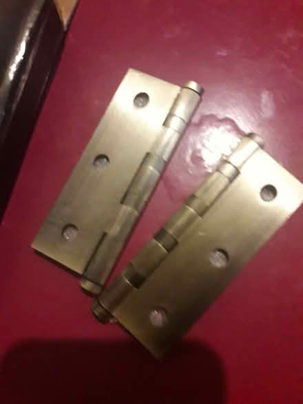 Photo of free Pair of antique brass hinges (Little Neston CH64) #1
