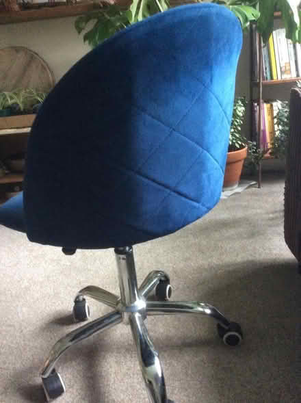 Photo of free Adjustable swivel chair (Sheffield Worrall S35) #2