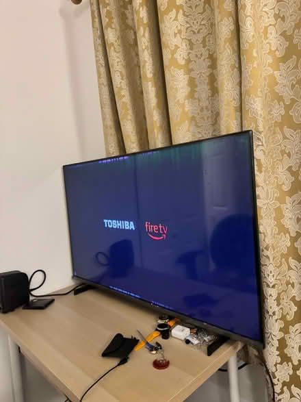Photo of free Toshiba TV Broken Screen (Croydon) #4