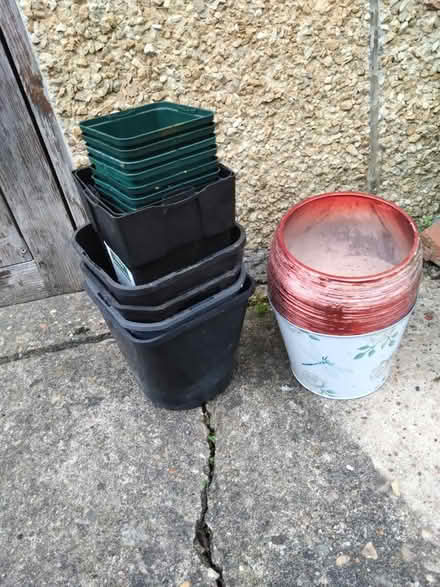 Photo of free Various plant pots (Coventry CV6) #4