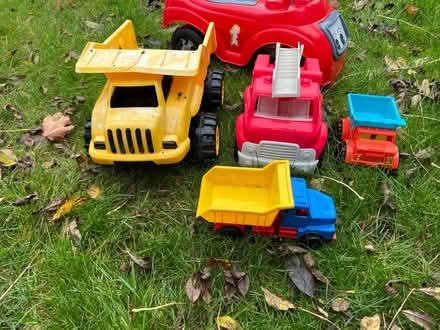 Photo of free Assortment of Garden toys (CR3 Caterham on the hill) #3