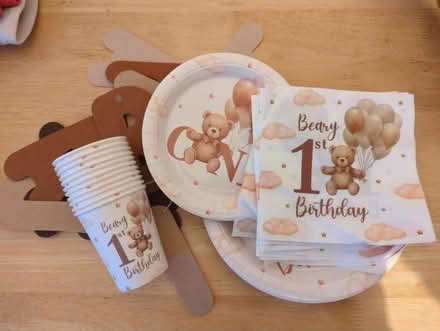 Photo of free 1 year old birthday party set (Eastcote Village HA5) #1