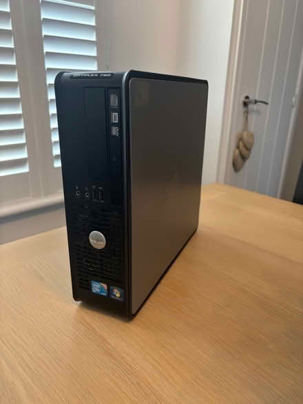 Photo of free Dell Optiplex 780 SFF PC with Keyboard etc (Maldon Wick CM9) #1