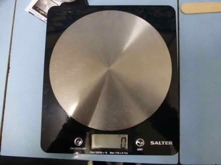 Photo of free weighing scales, salter (Coventry CV1) #1