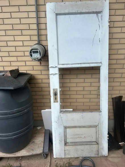 Photo of free Antique door (Gloucester Glen) #1