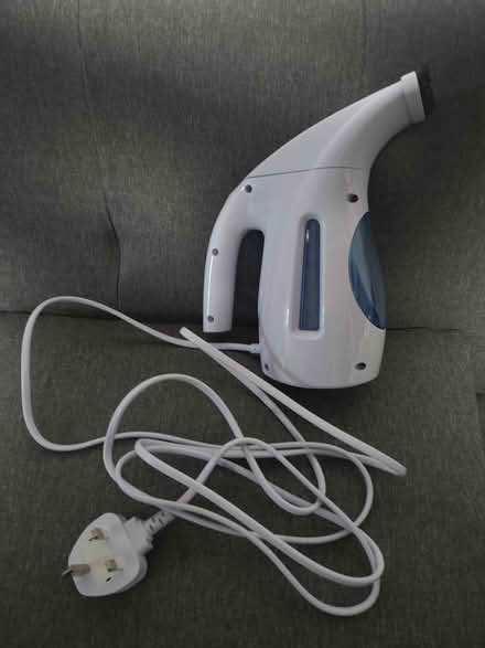Photo of free Clothes steamer (CB4) #1