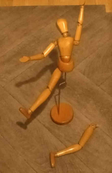 Photo of free Artist wooden mannequin – drawing aid (Moseley B13) #2