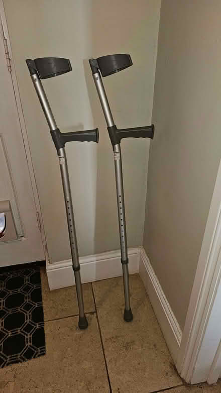 Photo of free Pair of crutches (Forest Hill OX33) #2