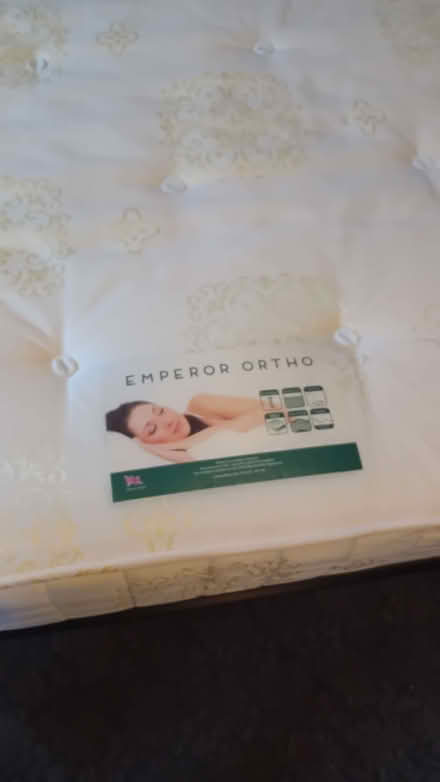 Photo of free 4 drawer divan bed and mattress (Homerton E9) #2