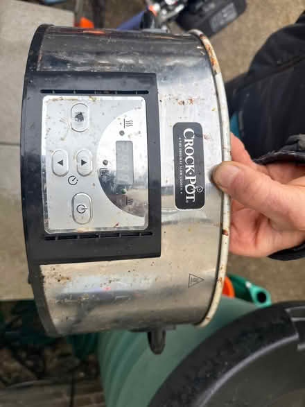 Photo of free Broken Crockpot slow cooker (Parkhead S11) #2