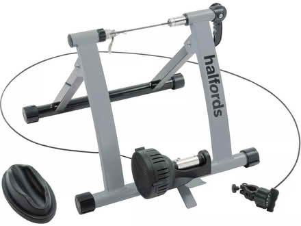 Photo of Cycle trainer (Beith KA15) #1