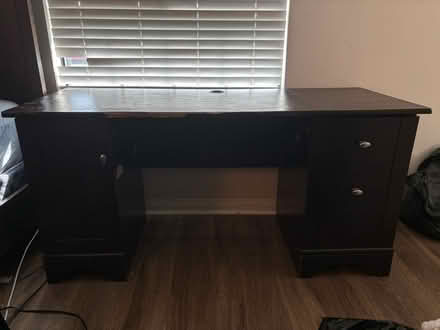 Photo of free Large desk (North Hollywood) #1