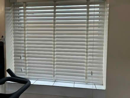 Photo of free Wooden blind. (Freeland OX29) #1