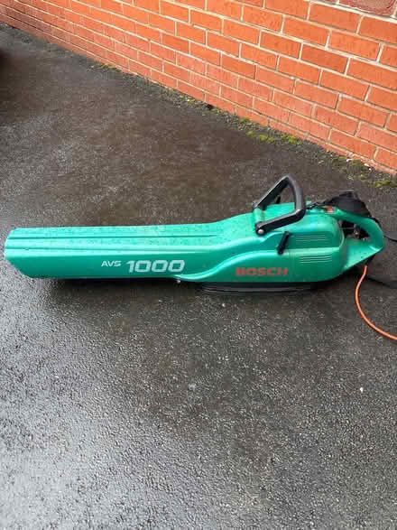 Photo of free bosch leaf blower (Cheshire West and Chester CW9) #1