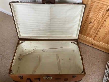 Photo of free Old trunk (Desford, Leicester LE9) #4