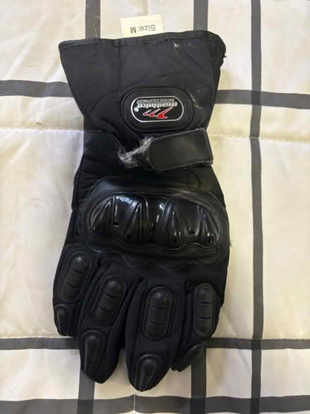 Photo of free One good left mx glove (Mitty High area) #1