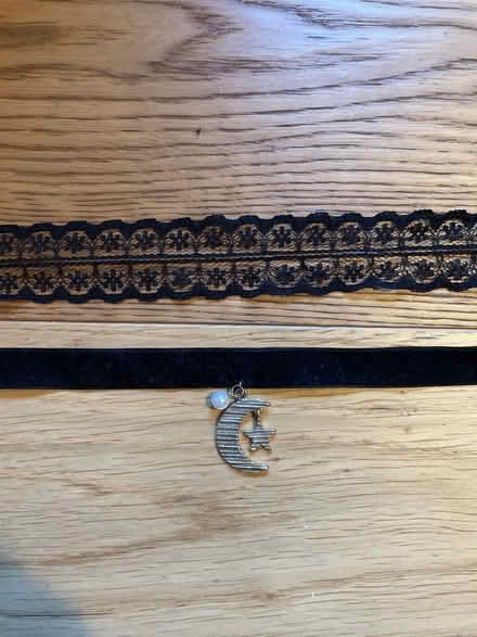 Photo of free Chokers (Stockwell) #2