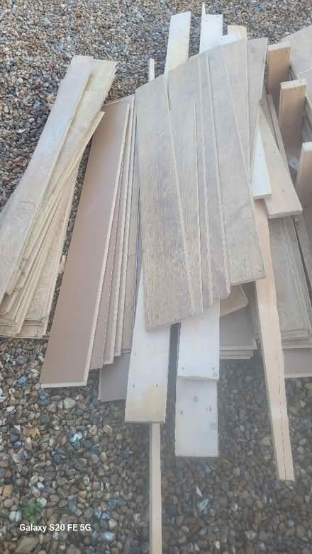 Photo of free Oak laminate flooring (Bromley BR3) #1