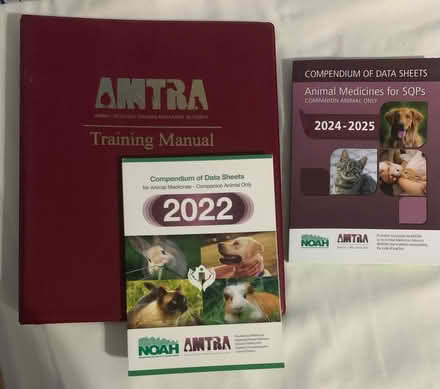 Photo of free SQP Folder and Books (Colney Hatch N10) #1