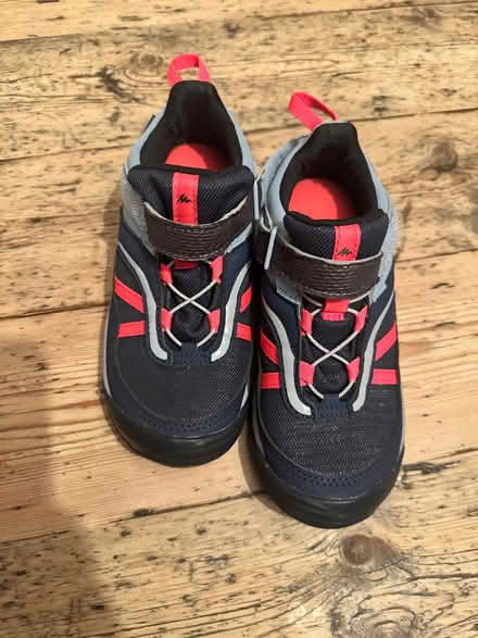 Photo of free Kids Quechua Hiking Shoes - Eur 32 (Teddington TW11) #1
