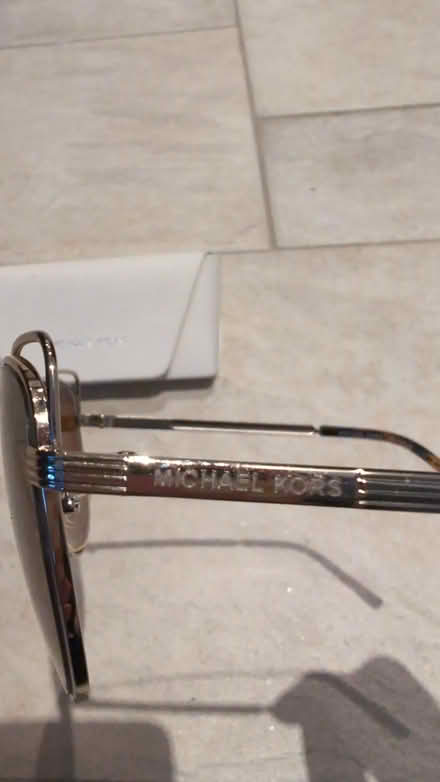 Photo of free Michael Kors Sunglasses (Trafalgar/River Oaks, Oakville) #2