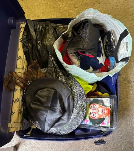 Photo of free Dressing up clothes and wigs (SY2) #1