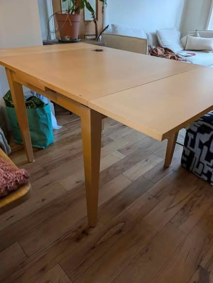 Photo of free Extendable Table (London, W13) #1