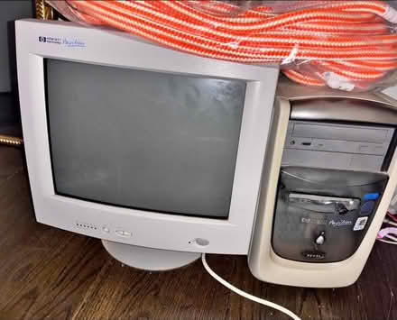 Photo of free Hewlett-Packard pavilion computer (Detroit Marten Park) #1