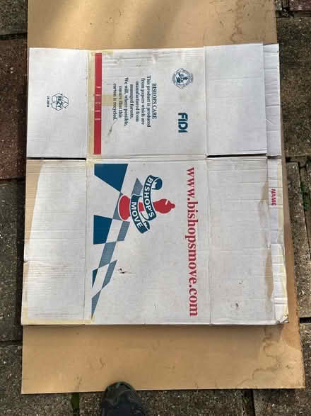 Photo of free Removals box (St Stephens AL3) #2