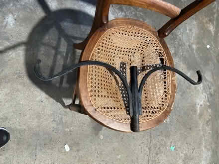 Photo of free bird feeder pole top (west medford) #1