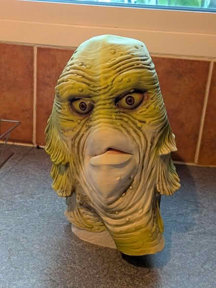 Photo of free Gill-Man Mask - Creature From The Black Lagoon (CT15) #1