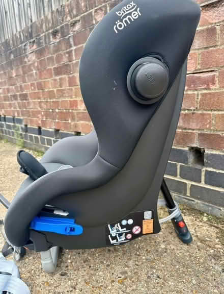 Photo of free Car seat REAR FACING ONLY (London Colney AL2) #3