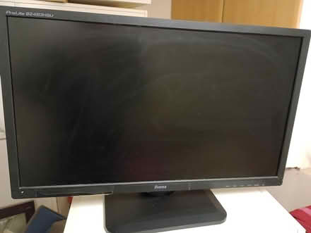 Photo of free Ilyama 24 inch PC monitor S8 (Woodseats S8) #1