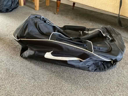 Photo of free Large nike holdall (Allestree) #3