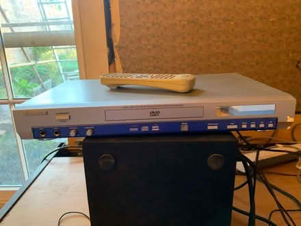 Photo of free DVD player (Presteigne LD8) #2