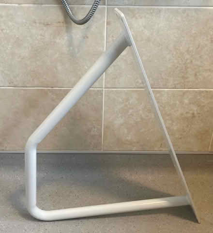 Photo of free D-shaped grab rail (Westbury on Trym BS9) #4