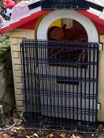 Photo of free Metal cage/pen (Woodseats S8) #3