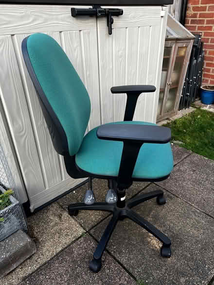 Photo of free Office Chair, Great Condition (Basingstoke RG22) #3