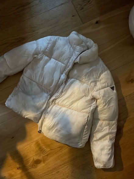 Photo of free Guess puffer jacket (Stockwell) #1