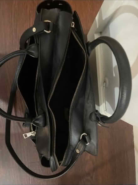Photo of free Zara bag - faulty zip (Dalston sq E8) #2