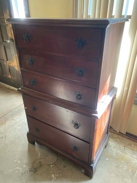 Photo of free Vintage dresser (Bolingbrook) #1