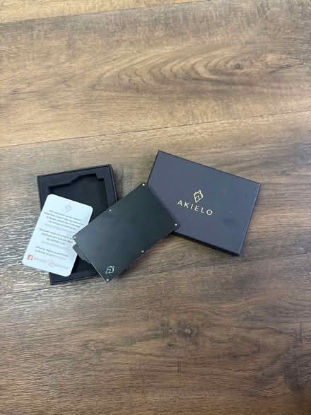 Photo of free Credit card holder (Common Edge FY4) #1