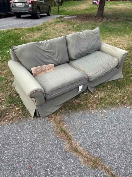 Photo of free Couch and arm chair green (Glenridge Dr in Bedford) #2