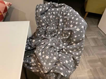 Photo of free Sensory slumber weighted blanket (Redbourn, AL3) #1