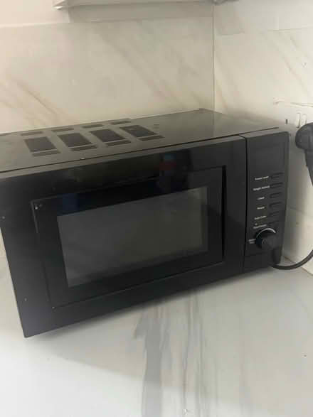 Photo of free Black Microwave (Wolverhampton WV10) #2