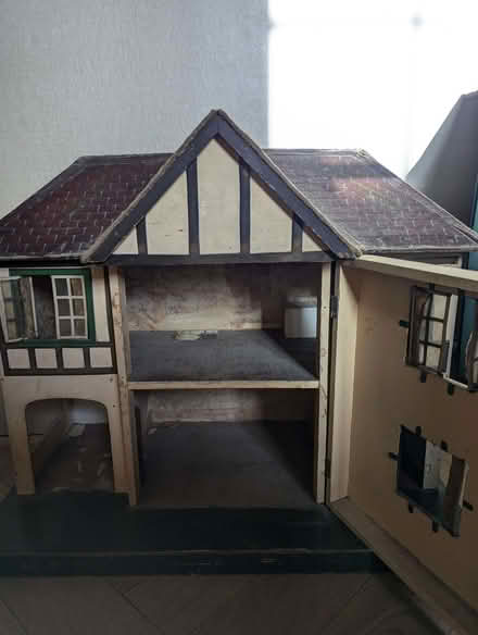 Photo of free Vintage doll house (Brookvale RG21) #2