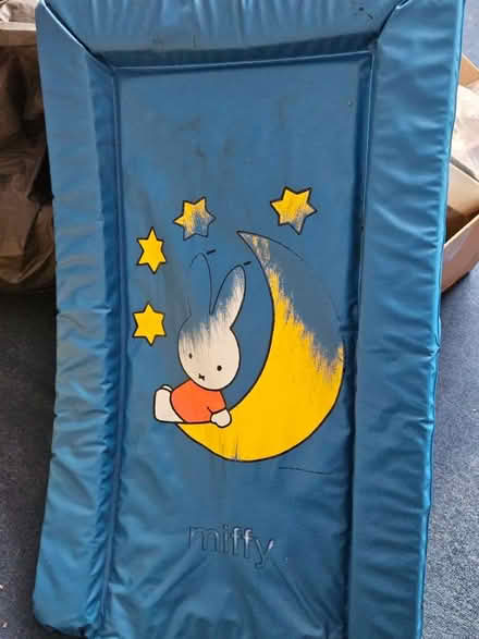 Photo of free Changing Mat (Welling DA7) #1
