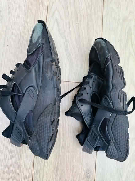 Photo of free Nike Air Huarache Trainers A (Bartley Green B32) #2