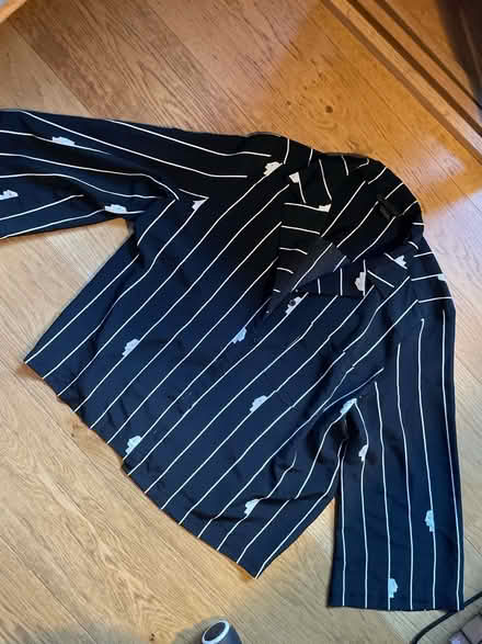 Photo of free Stopped shirt (Stockwell) #1