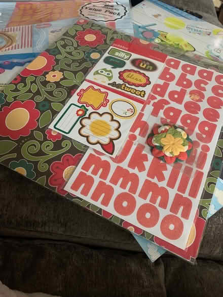 Photo of free Craft paper (Charlton) #1